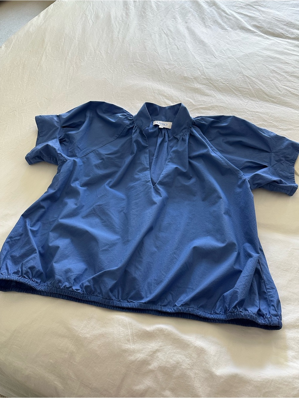 LIVRO v-neck puff sleeve top with elastic hem, size large - Picture 7 of 11